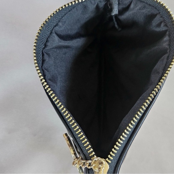 GWP Chanel Black Quilted Cosmetic Bag with Gold Accents - Picture 4 of 5